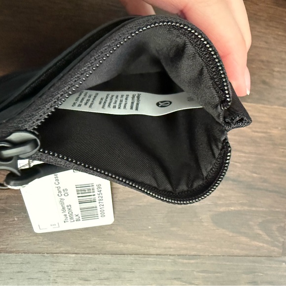 🆕 Lululemon True Identity Card Case - Picture 5 of 12